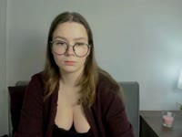 Hey there my name is Katy ;)Sexy smile, tesing eyes....and a body made to move. I ride horses like I own the world, and I dance like no one