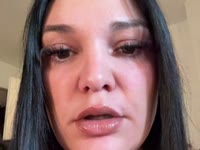 Jeune femme chaude, au gros cul, gros seins, avec des magnifiques rondeurs, prête à exaucer tout vos souhaits ! Prend place et regarde mon show de folie qui te fera oublier tout tes soucis ! Pour les plus curieux mes lives vip se font avec des jouets Pour les habitués, envoyez moi un message privé pour les show vip je peux me connecter à tout moment dès réception de votre message ! Si t’aime les filles simples qui se prennent pas la tête et qui font pas de manière alors t’es au bon endroit! Je te dis à tout de suite et déjà bienvenue sur mon live !