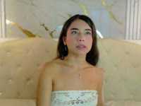 I’m Rossesue — a sweet, gentle and very playful girl. I have a soft, innocent baby-face look that guys love, but I also hide a teasing side that comes out in Private. I love creating a warm, cozy vibe where you can relax, enjoy me, and feel truly appreciated.