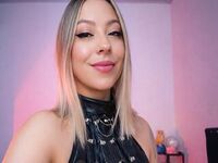 hot webcam slut ArishaTorres