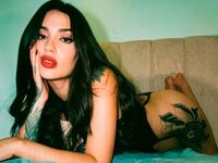 cam girl masturbating with sextoy EmiliaVanRose
