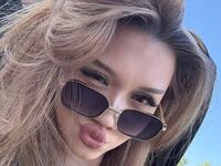 webcam striptease show GailMayette