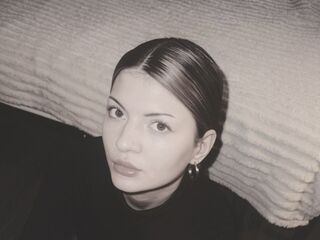 camwhore spreading pussy GenaBaillargeon