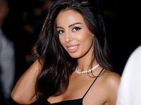 camgirl fingering shaved pussy Hayley