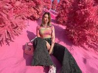 fingering cam girl video LouveniaPranger