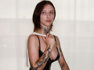 bdsm live sex chat SkinnySelina