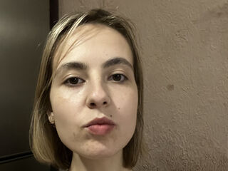 free sexcam AdalineShay