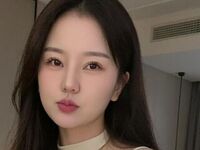 webcam strip tease show AiaiaiMimi