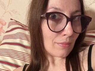 live sex webcam AlanyssLyon