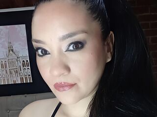 camgirl live sex AlayaLux