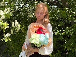 livesex cam girl AliseMorise