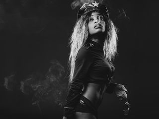 free livesex AntonetteMoore