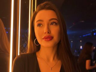 camwhore masturbating AriannaEmziah