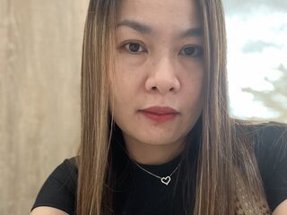 girl showing tits CamillaRobinson