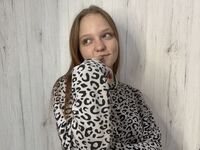 cam girl masturbating with vibrator CandaceLir