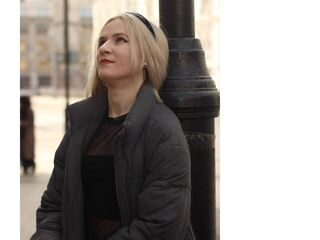 hot girl cam CarinGoodwin