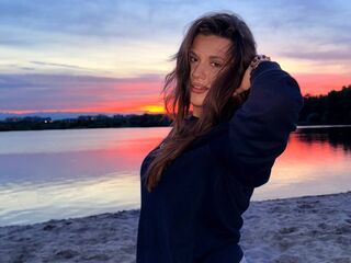 beautiful girl CarlyFelde