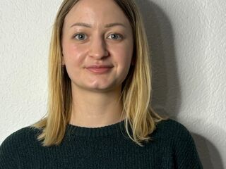 cam stripper CarmeliaRihner