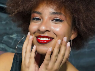 fingering girl chatroom CemileTemplaz