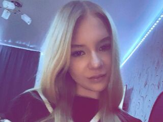 livecam photo ChristalCalk
