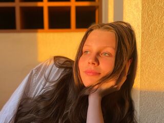 hot cam girl masturbating with dildo ChristianeSivie