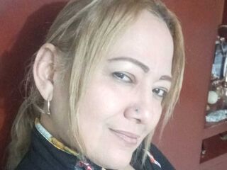 camslut fingering pussy ClausRous