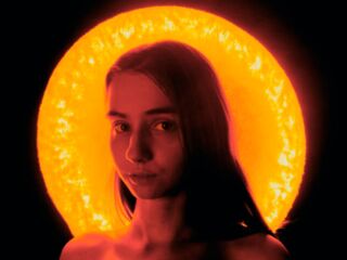 naked camgirl photo DarelleCoke