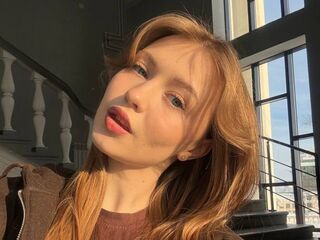 topless girl DenaeMckendrick