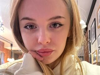 free adult cam picture DevonaBradner