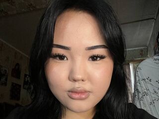 shaved pussy webcam DianaGruninger