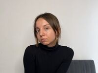 camgirl playing with vibrator EleonoraSzabo