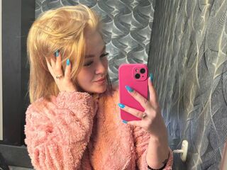 live free chat ElizabethCamaro