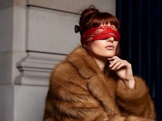 camgirl masturbating EllaRhodes