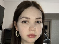 jasmin chatroom EmiliRoyzi