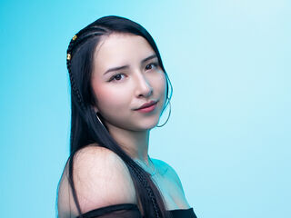 masturbating webcam girl EmmaCastillo