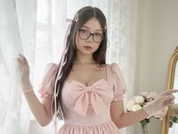 cam girl playing with vibrator EvaBloom