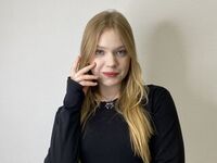 masturbating FrancieMcrenolds