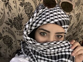 cam girl masturbating with vibrator HavannaArab