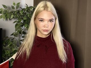 hot cam girl HeideSarkar