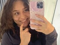 camgirl webcam ImCherry