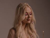cam girl masturbating with vibrator IvyAvery