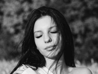 naked cam girl gallery JanettaVanhove