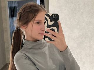 cam girl playing with vibrator JeneLampiasi