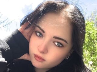 girl shaving pussy KelleeLobdell