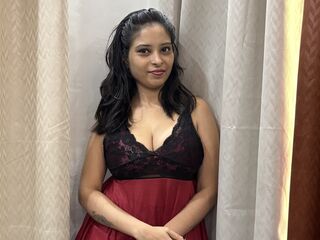 cam girl masturbating with sextoy KiaraMuse