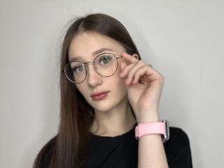 cam sex show LatriciaSuet