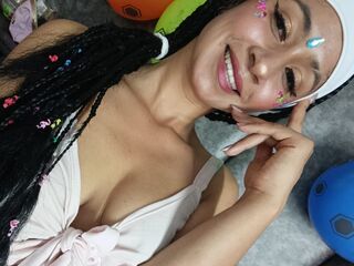 topless webcamgirl LauSanders