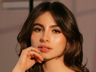 naughty camgirl fingering pussy LauriSweet