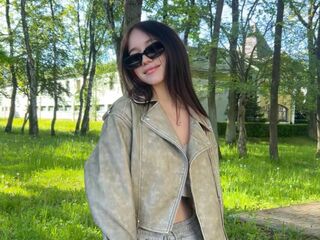 webcamgirl chat room LikaDelic