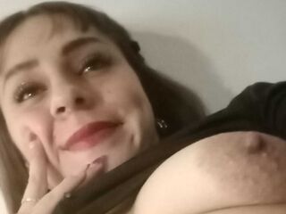 camgirl playing with sextoy LizthRome